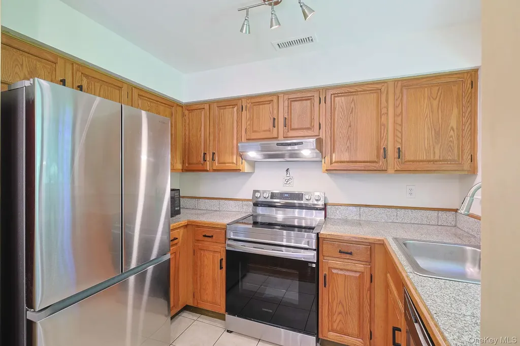 156 Stone Meadow South Salem NY 10590