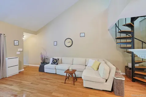 156 Stone Meadow South Salem NY 10590