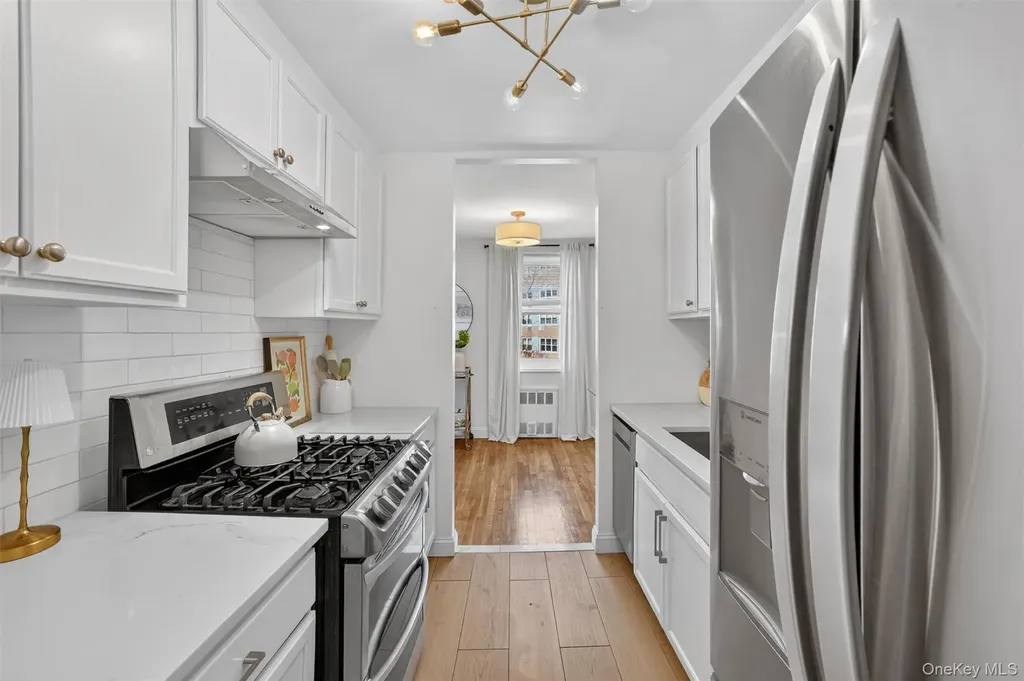 76 Dehaven Drive Yonkers NY 10703