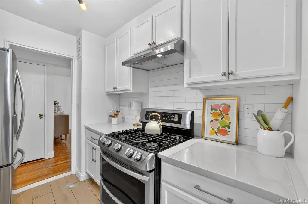 76 Dehaven Drive Yonkers NY 10703