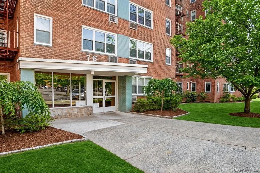 76 Dehaven Drive Yonkers NY 10703