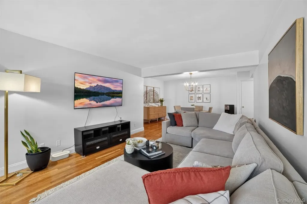76 Dehaven Drive Yonkers NY 10703