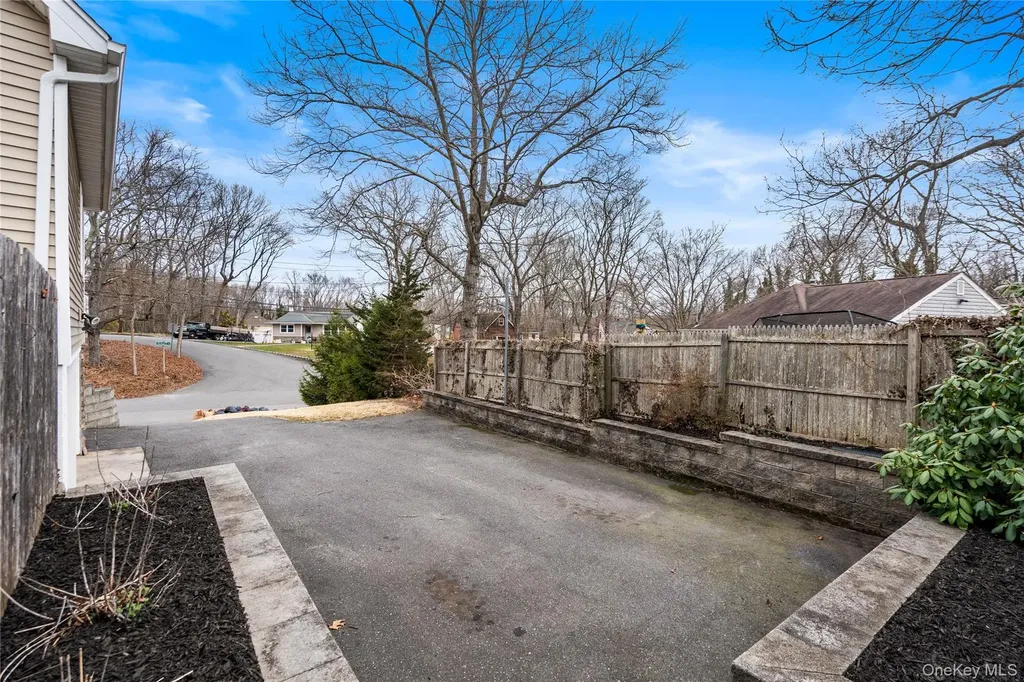 52 Hewlett Drive Sound Beach NY 11789