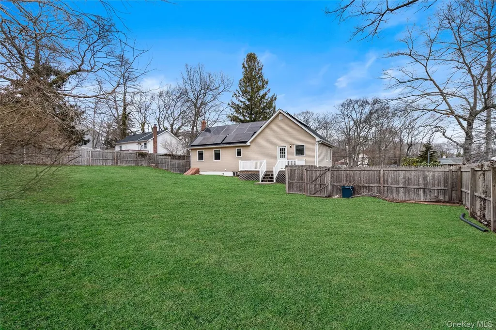52 Hewlett Drive Sound Beach NY 11789