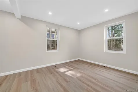 1727 Central Street Yorktown Heights NY 10598