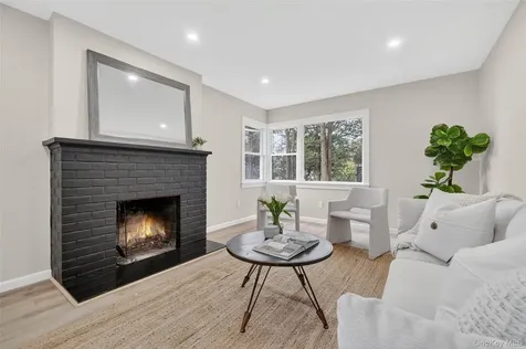 1727 Central Street Yorktown Heights NY 10598