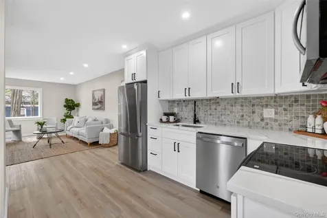 1727 Central Street Yorktown Heights NY 10598