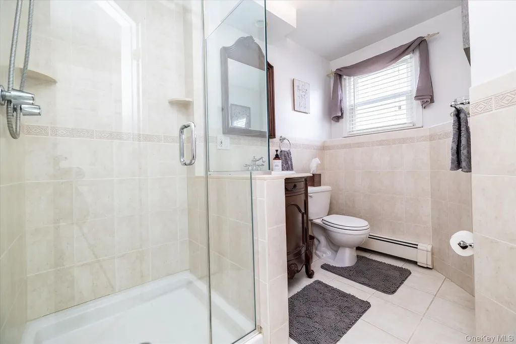 3643 Woodward Avenue Seaford NY 11783