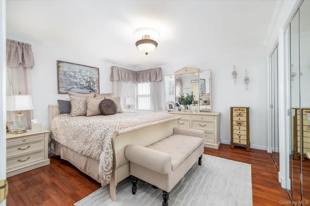 3643 Woodward Avenue Seaford NY 11783