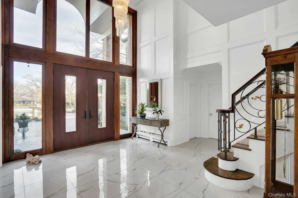 10 Beech Road Islip NY 11751