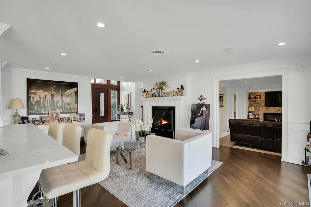 10 Beech Road Islip NY 11751