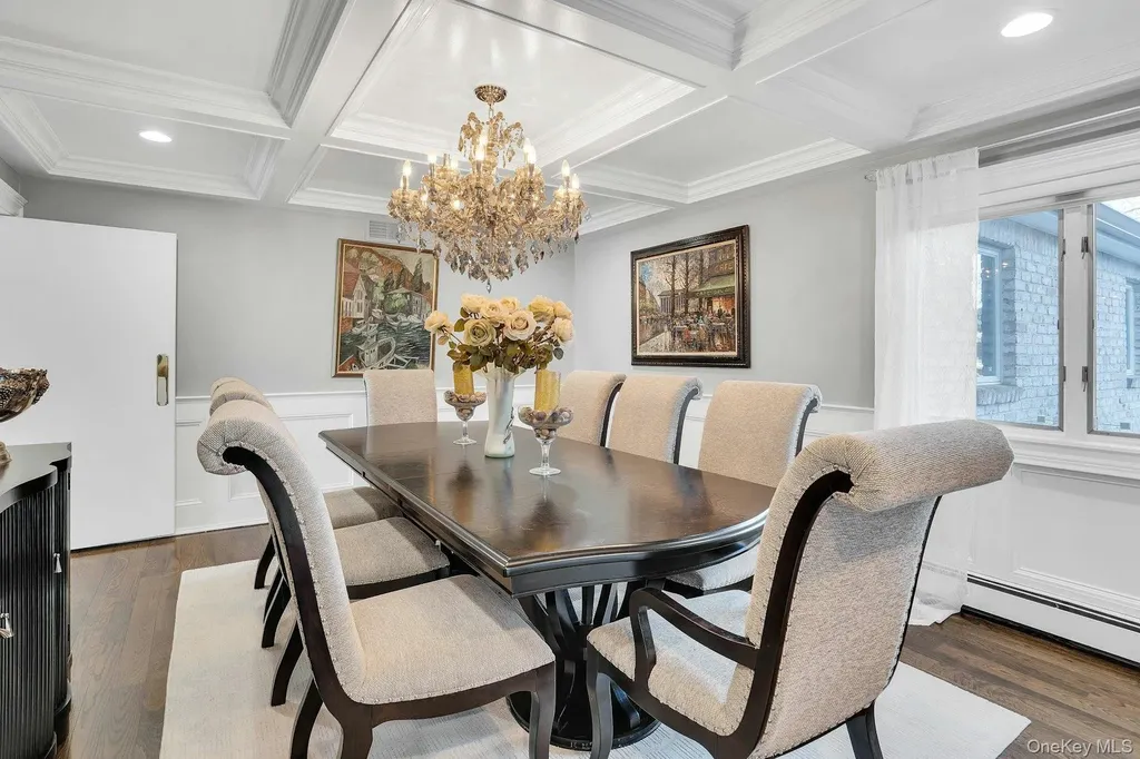 10 Beech Road Islip NY 11751