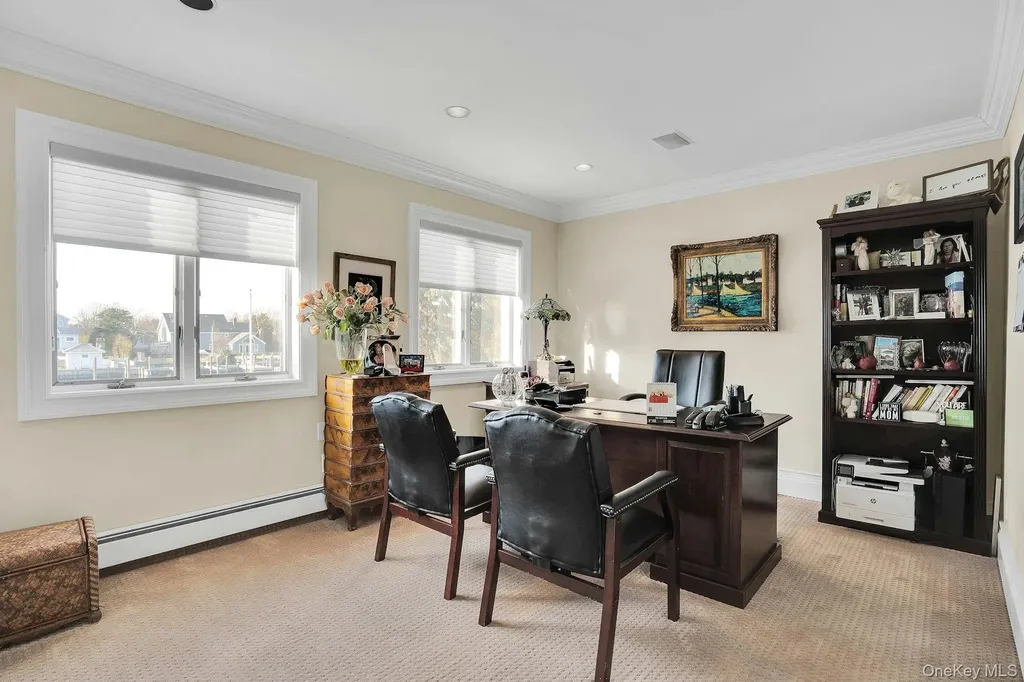 10 Beech Road Islip NY 11751