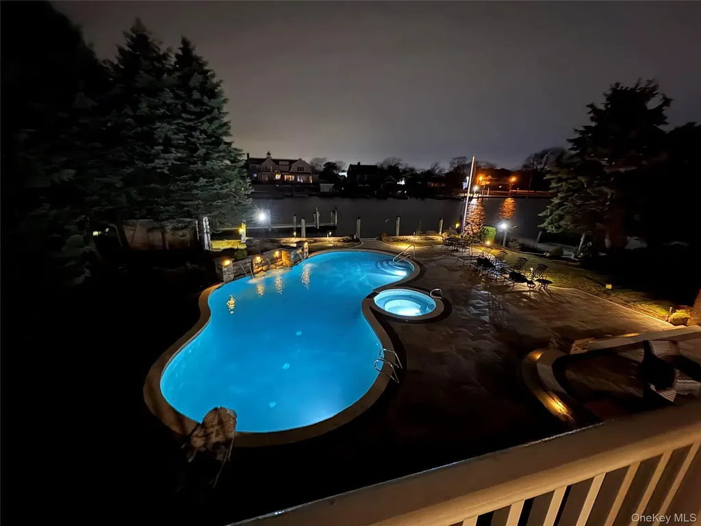 10 Beech Road Islip NY 11751