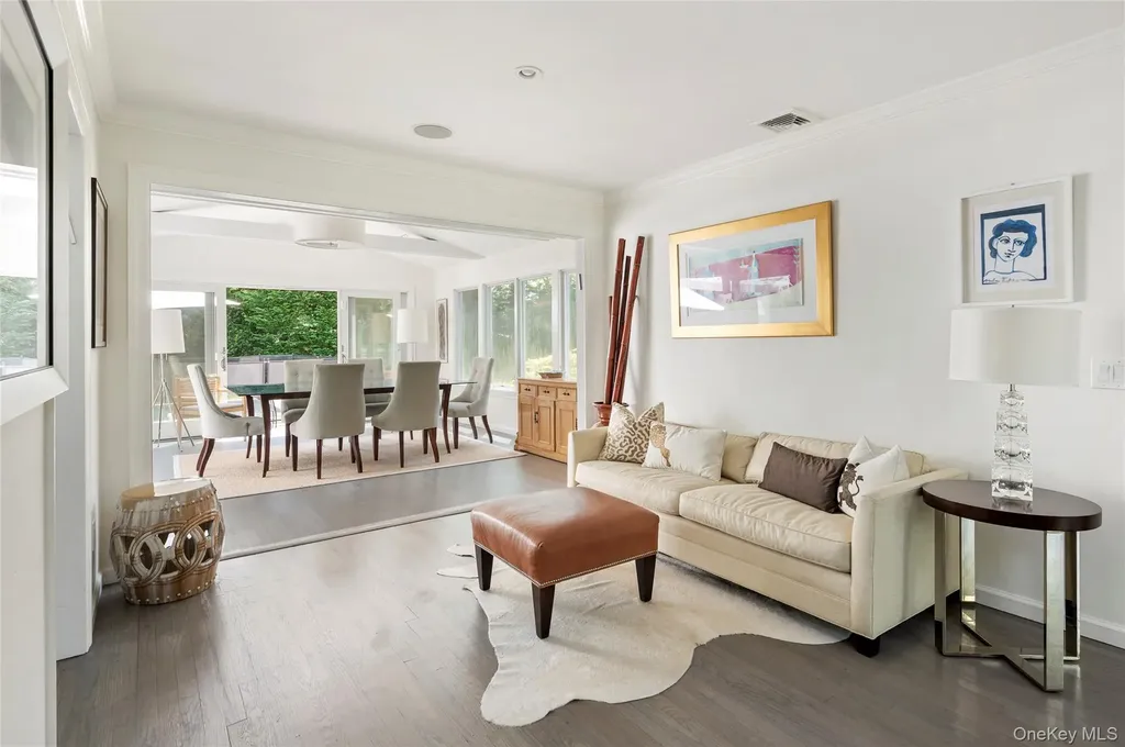 89 South Road Westhampton Beach NY 11978