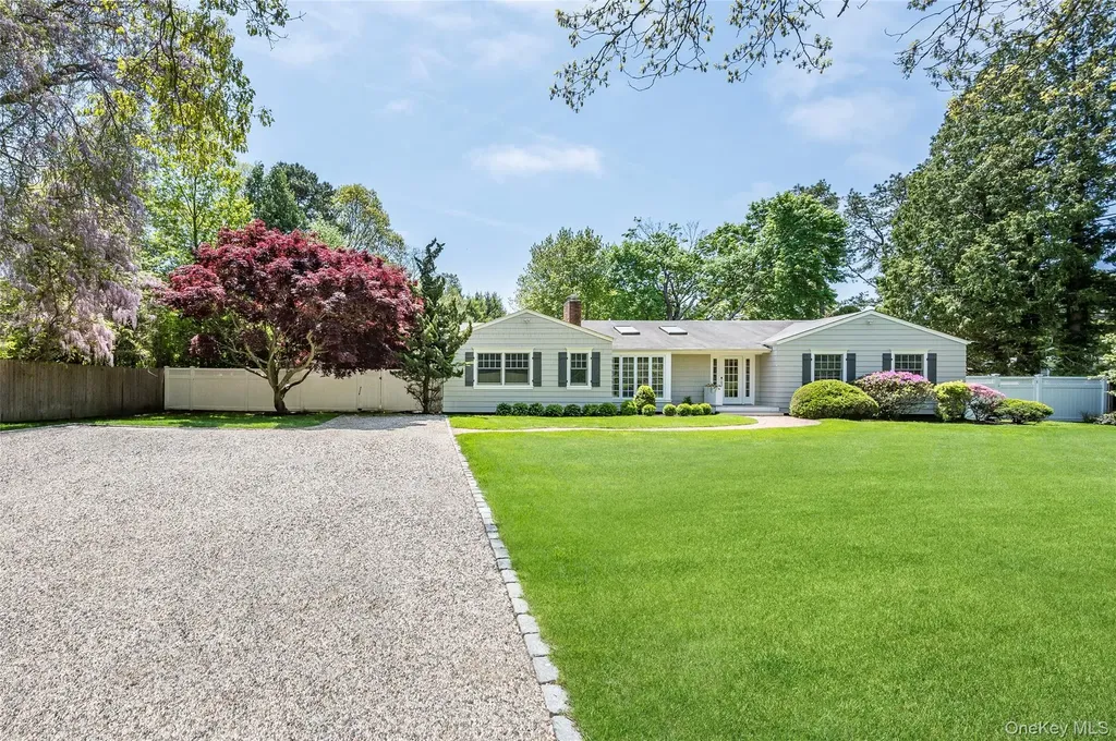 89 South Road Westhampton Beach NY 11978