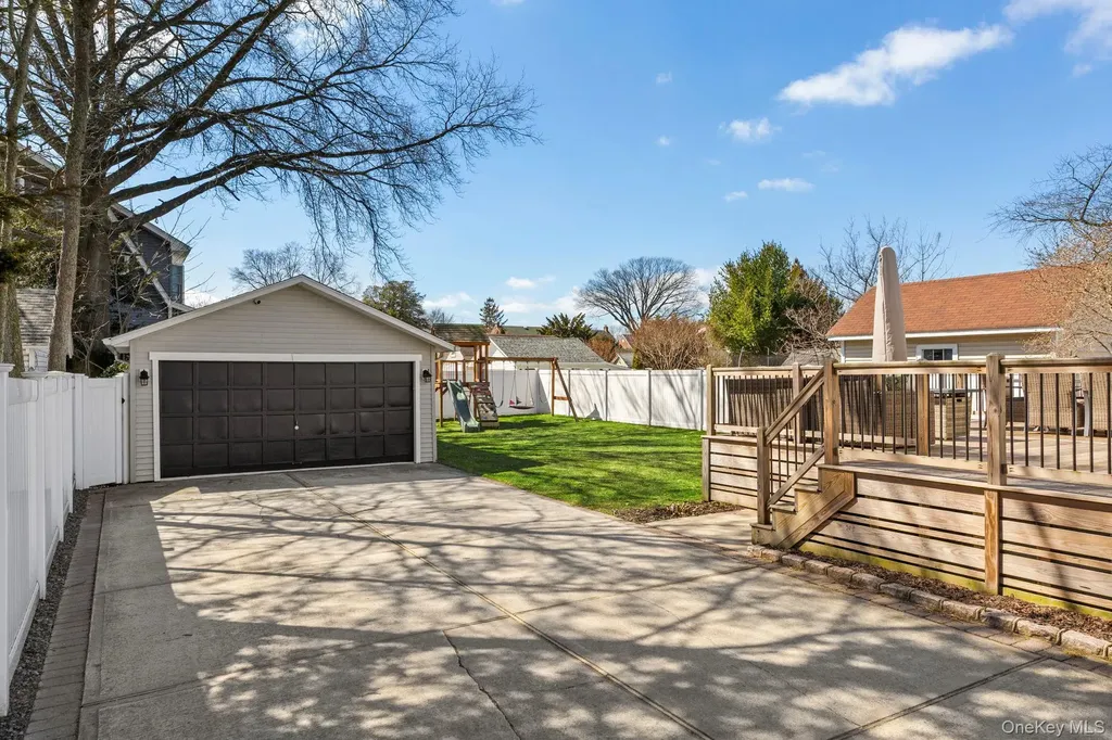 420 Scranton Avenue Lynbrook NY 11563