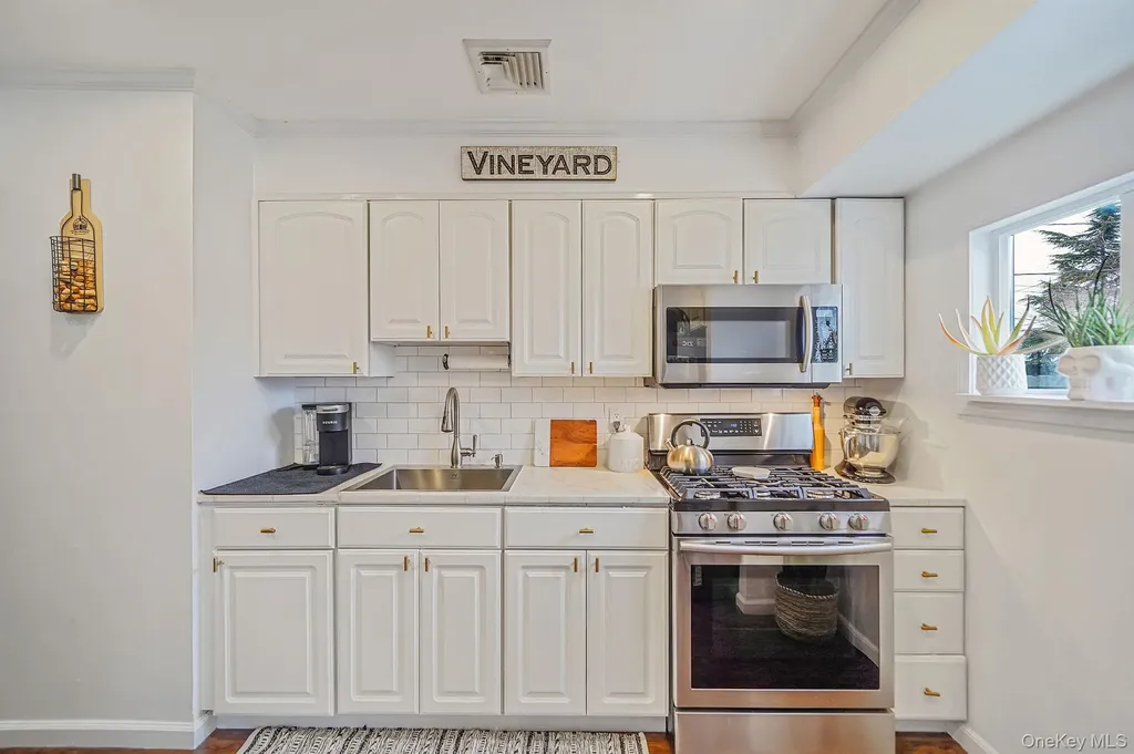 78 Emerson Avenue Levittown NY 11756