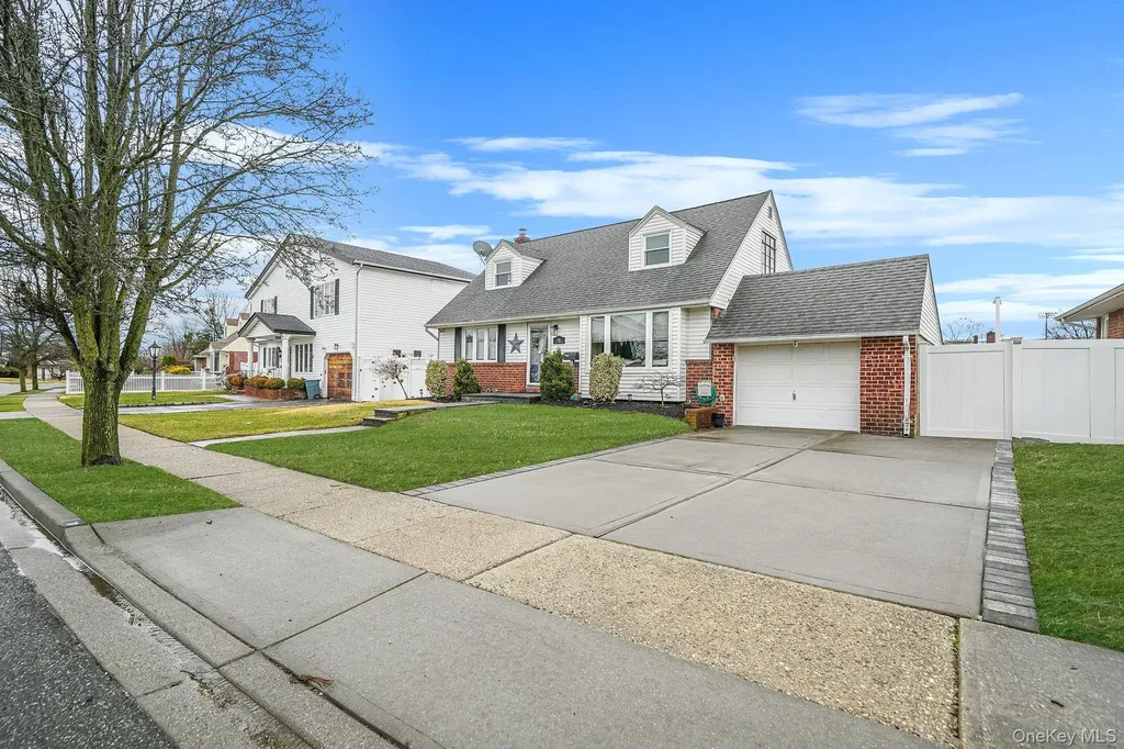 78 Emerson Avenue Levittown NY 11756