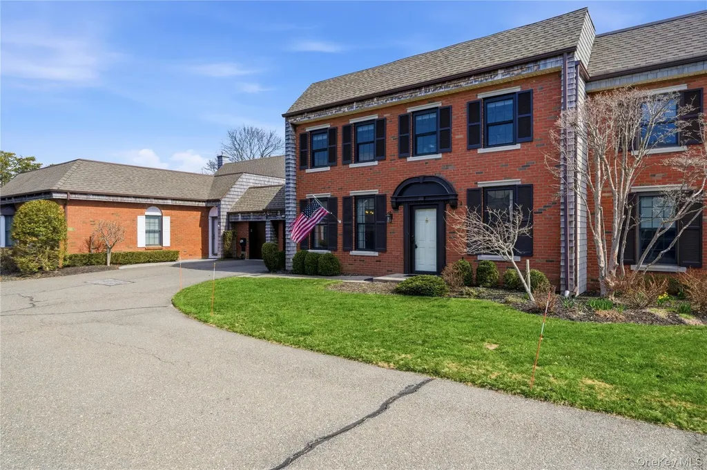 282 Helm Lane Bay Shore NY 11706