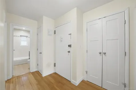 667 Pelham Road New Rochelle NY 10805