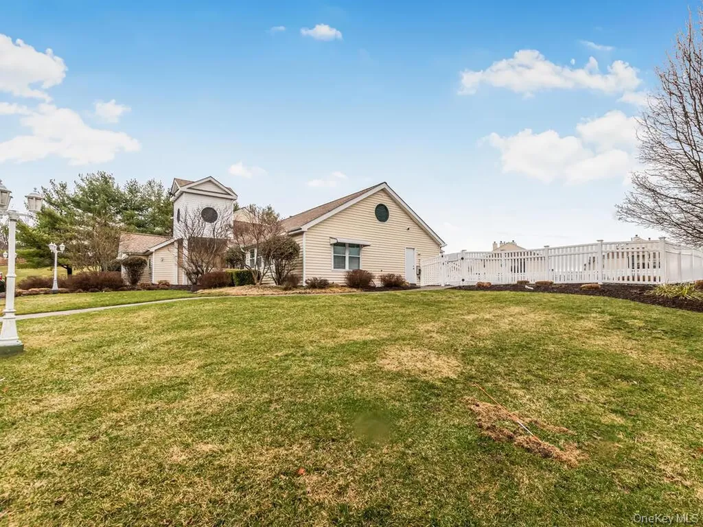 4116 Whispering Hills Chester NY 10918