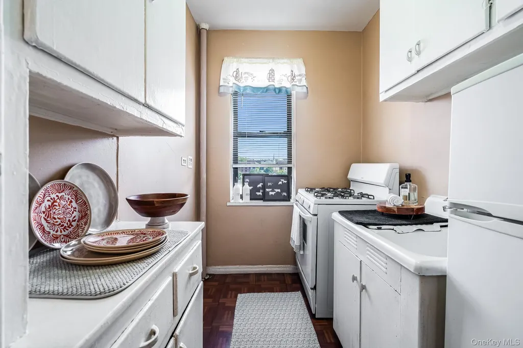 3017 Riverdale Avenue Bronx NY 10463