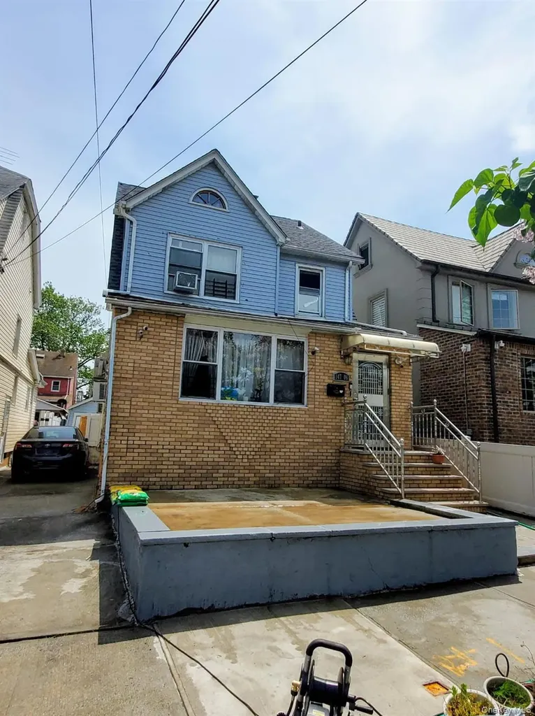 14706 15th Drive Whitestone NY 11357