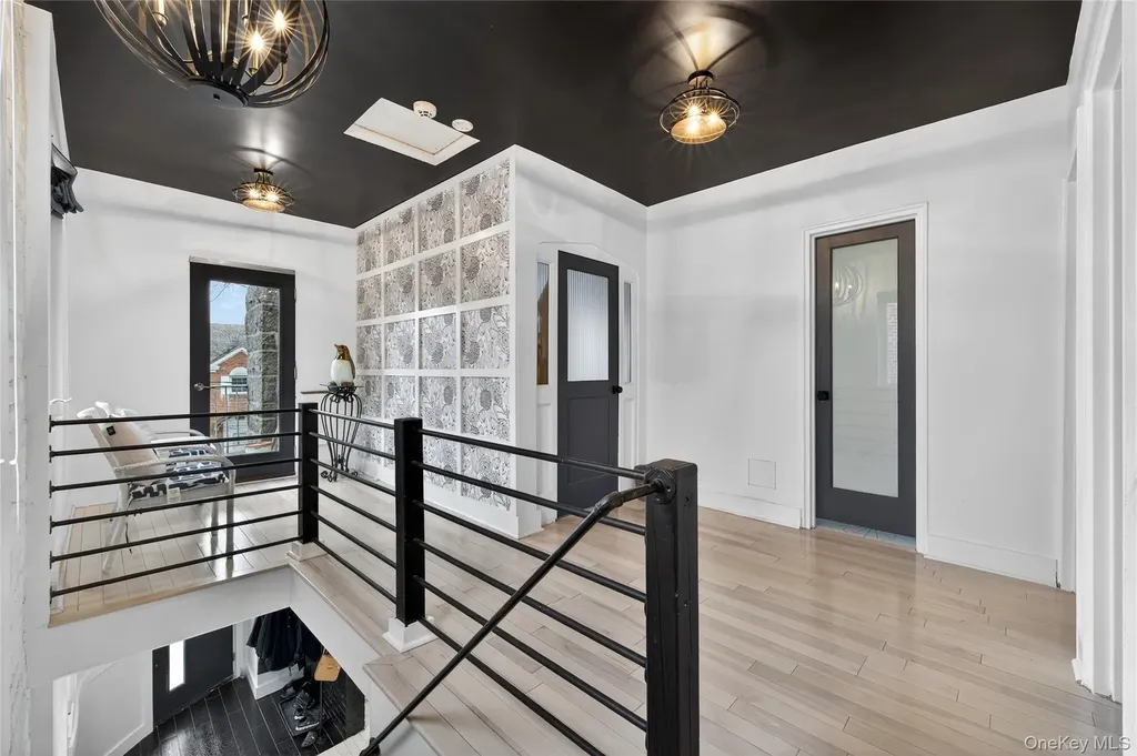 2033 Hering Avenue Bronx NY 10461