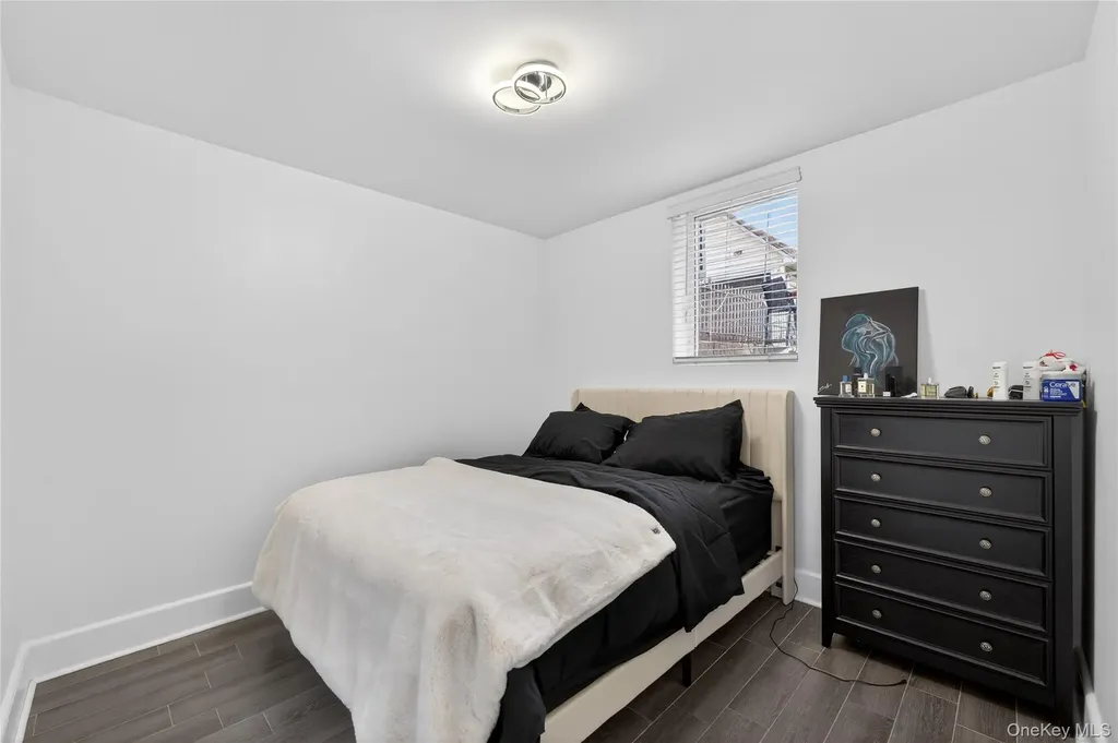 2033 Hering Avenue Bronx NY 10461