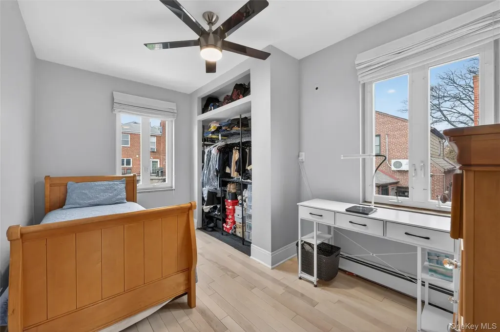 2033 Hering Avenue Bronx NY 10461