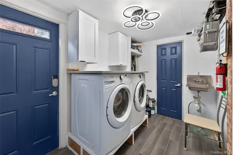 2033 Hering Avenue Bronx NY 10461