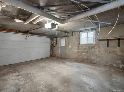 2033 Hering Avenue Bronx NY 10461