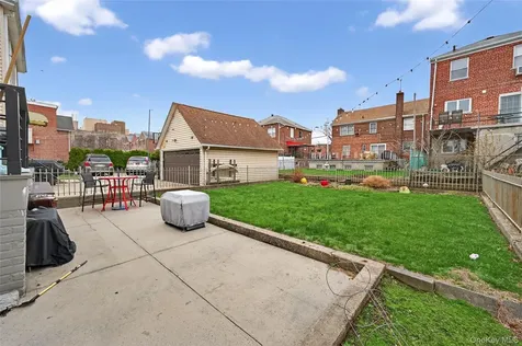 2033 Hering Avenue Bronx NY 10461