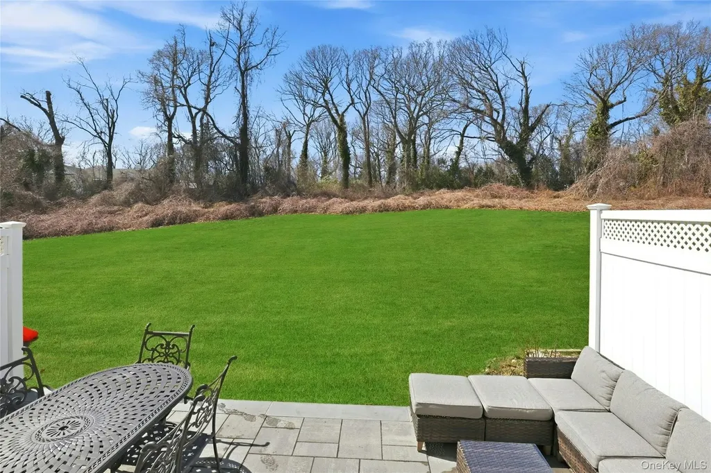 78 Hidden Ridge Drive Syosset NY 11791