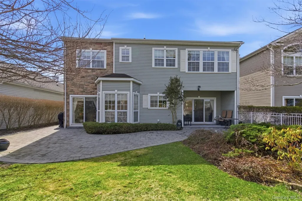171 Hamlet Drive Mount Sinai NY 11766