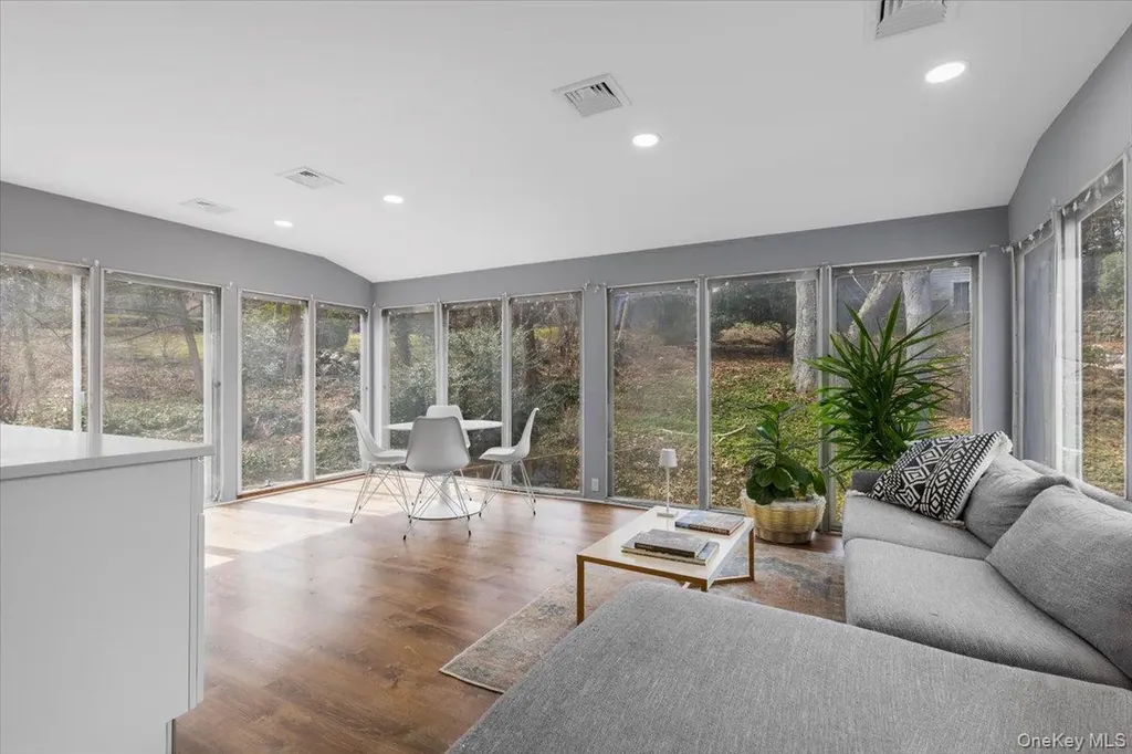 111 Spier Road Scarsdale NY 10583