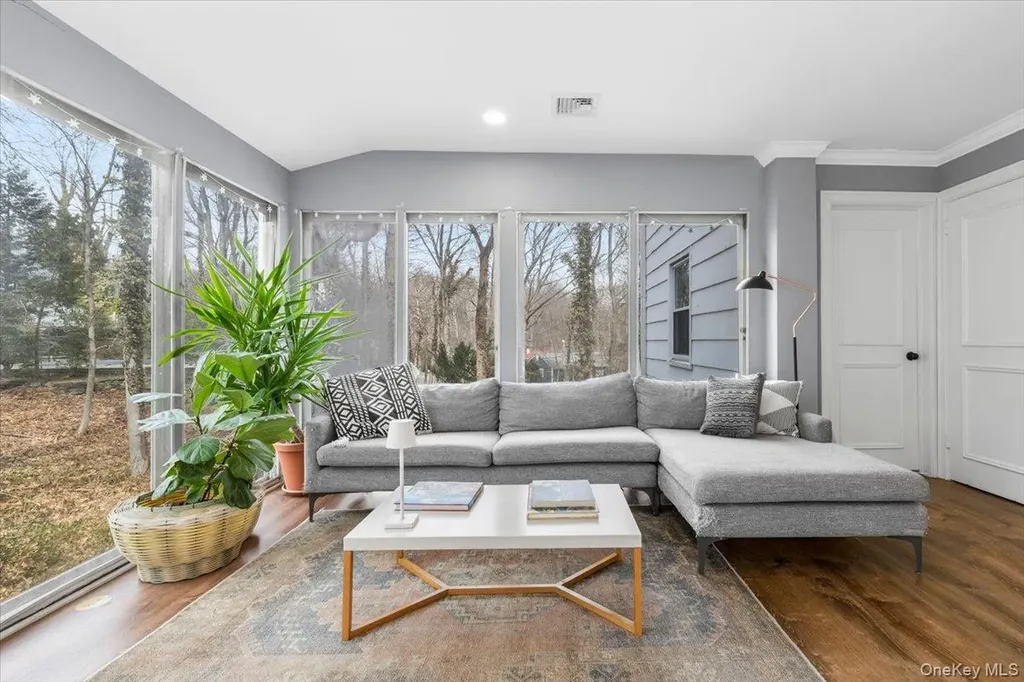 111 Spier Road Scarsdale NY 10583