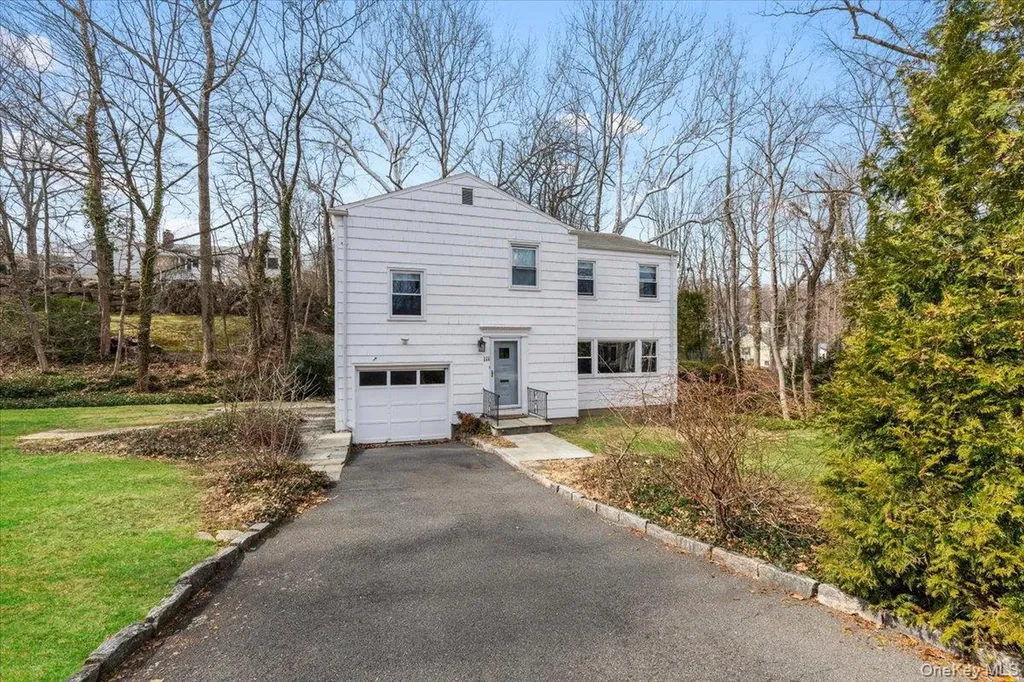 111 Spier Road Scarsdale NY 10583