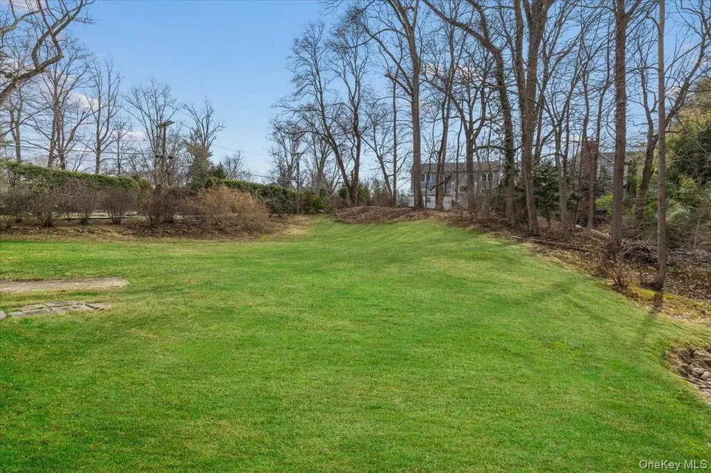 111 Spier Road Scarsdale NY 10583