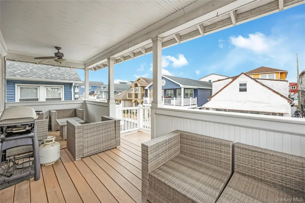 96 Oregon Street Long Beach NY 11561