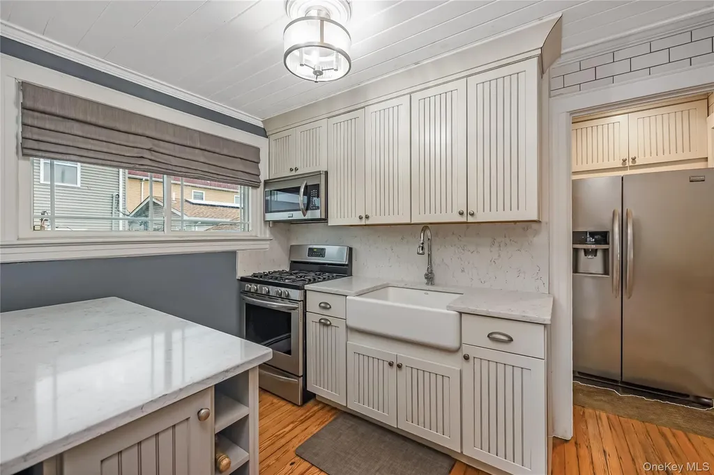 96 Oregon Street Long Beach NY 11561