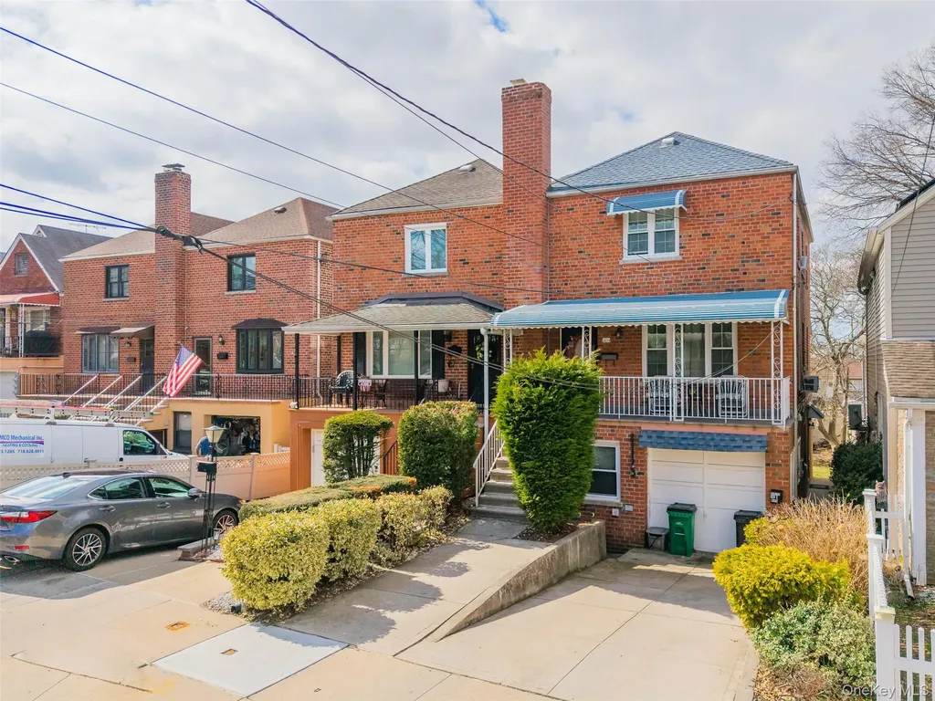 3214 Rawlins Avenue Bronx NY 10465