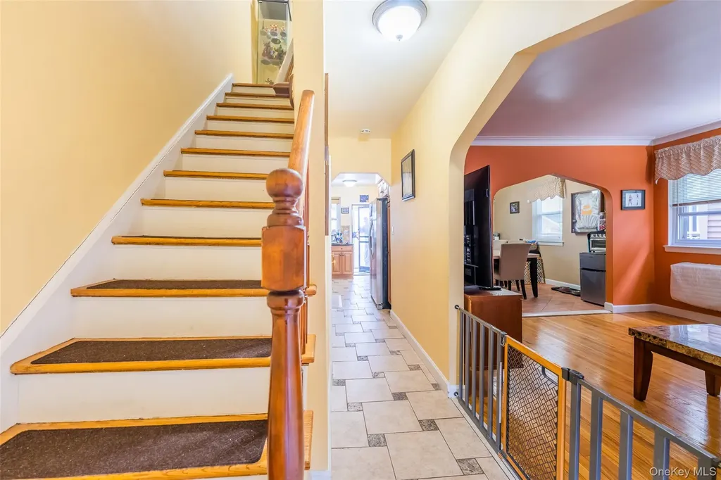 3214 Rawlins Avenue Bronx NY 10465
