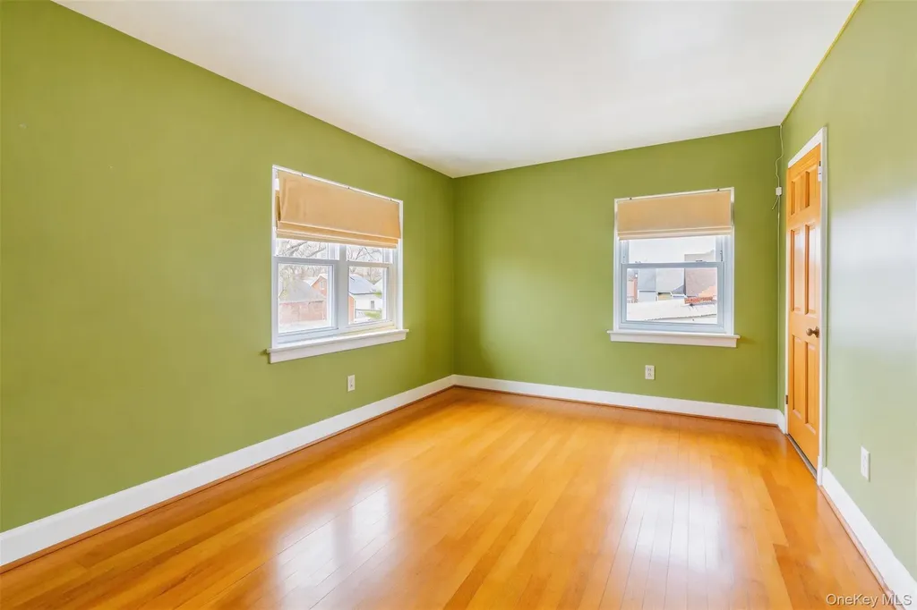 3214 Rawlins Avenue Bronx NY 10465