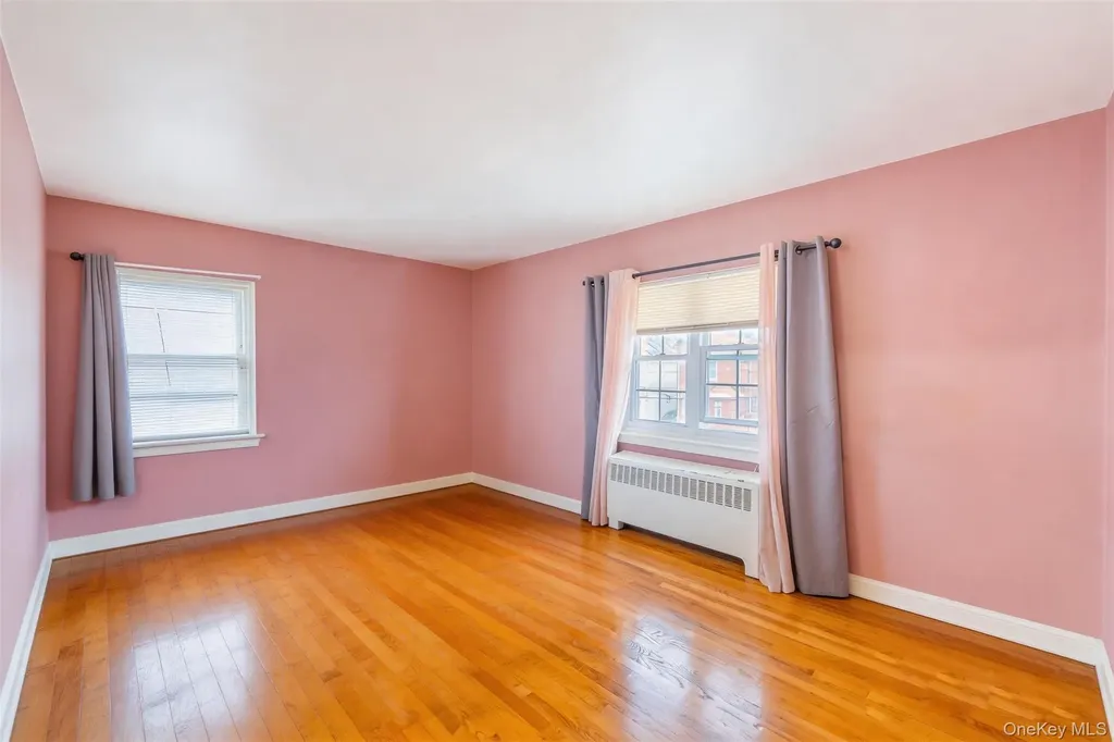 3214 Rawlins Avenue Bronx NY 10465