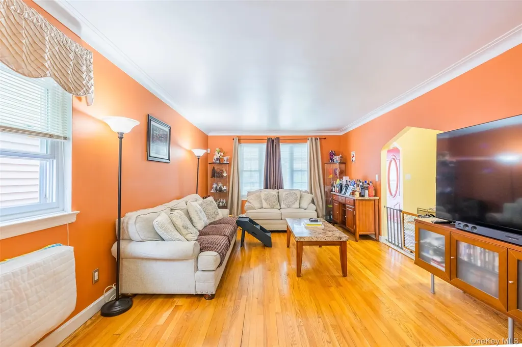 3214 Rawlins Avenue Bronx NY 10465