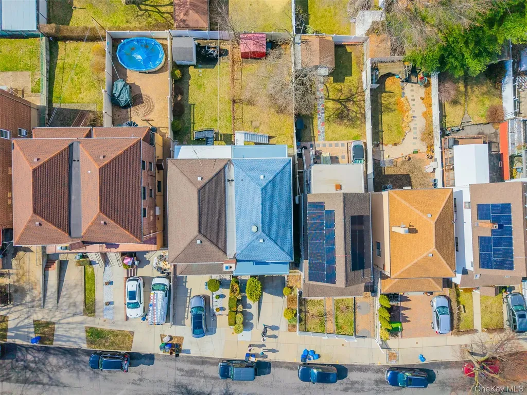 3214 Rawlins Avenue Bronx NY 10465