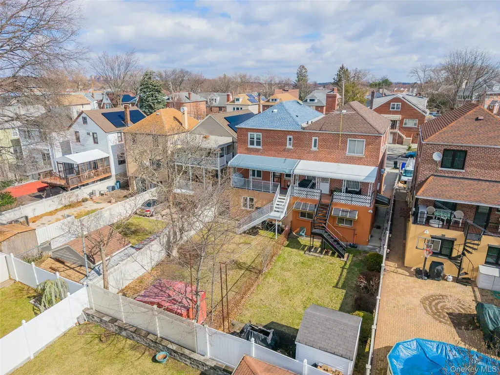 3214 Rawlins Avenue Bronx NY 10465