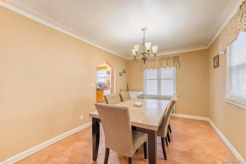 3214 Rawlins Avenue Bronx NY 10465
